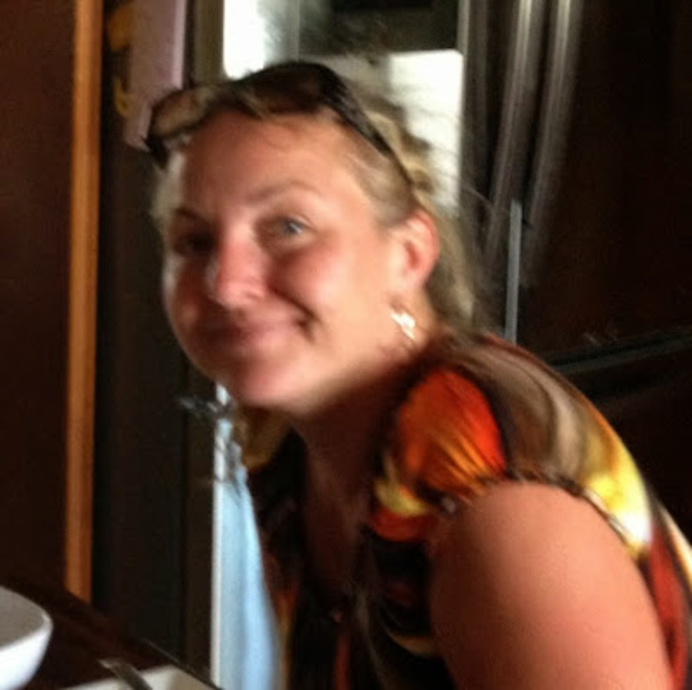 Meet your Posher, Stephanie